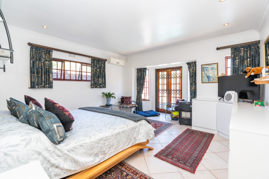 3 Bedroom Property for Sale in Pinelands Western Cape
